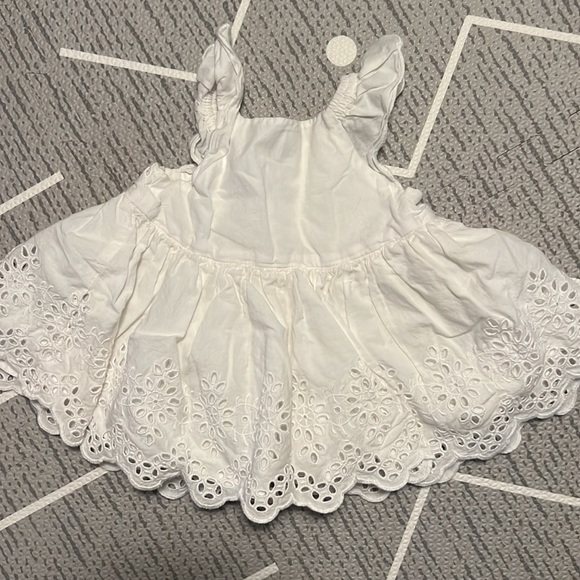 Baby Gap Dress -0-3M - Picture 4 of 7